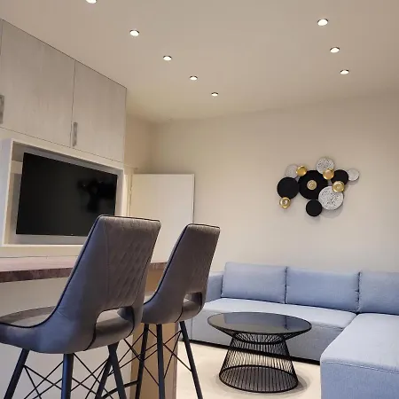 Apartment Lara Ii *